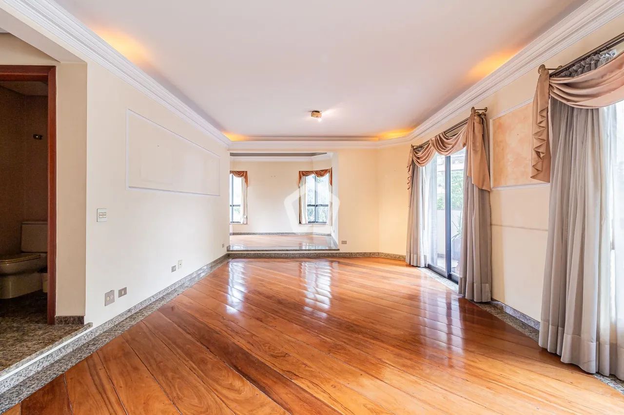 Apartamento em Aclimação - Foto 2