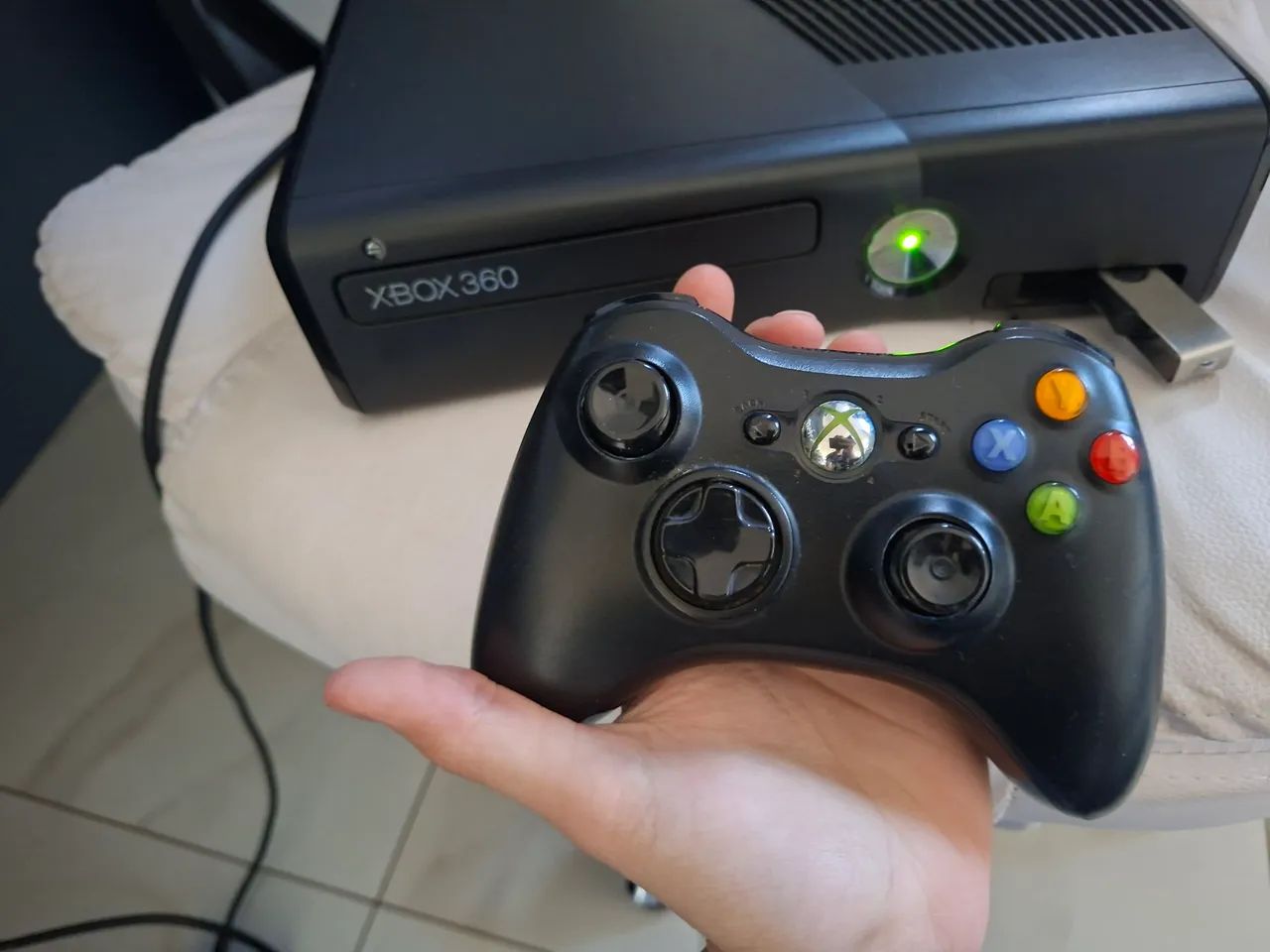 Xbox 360 Desbloqueado + 2 Controles e Jogos - Foto 5
