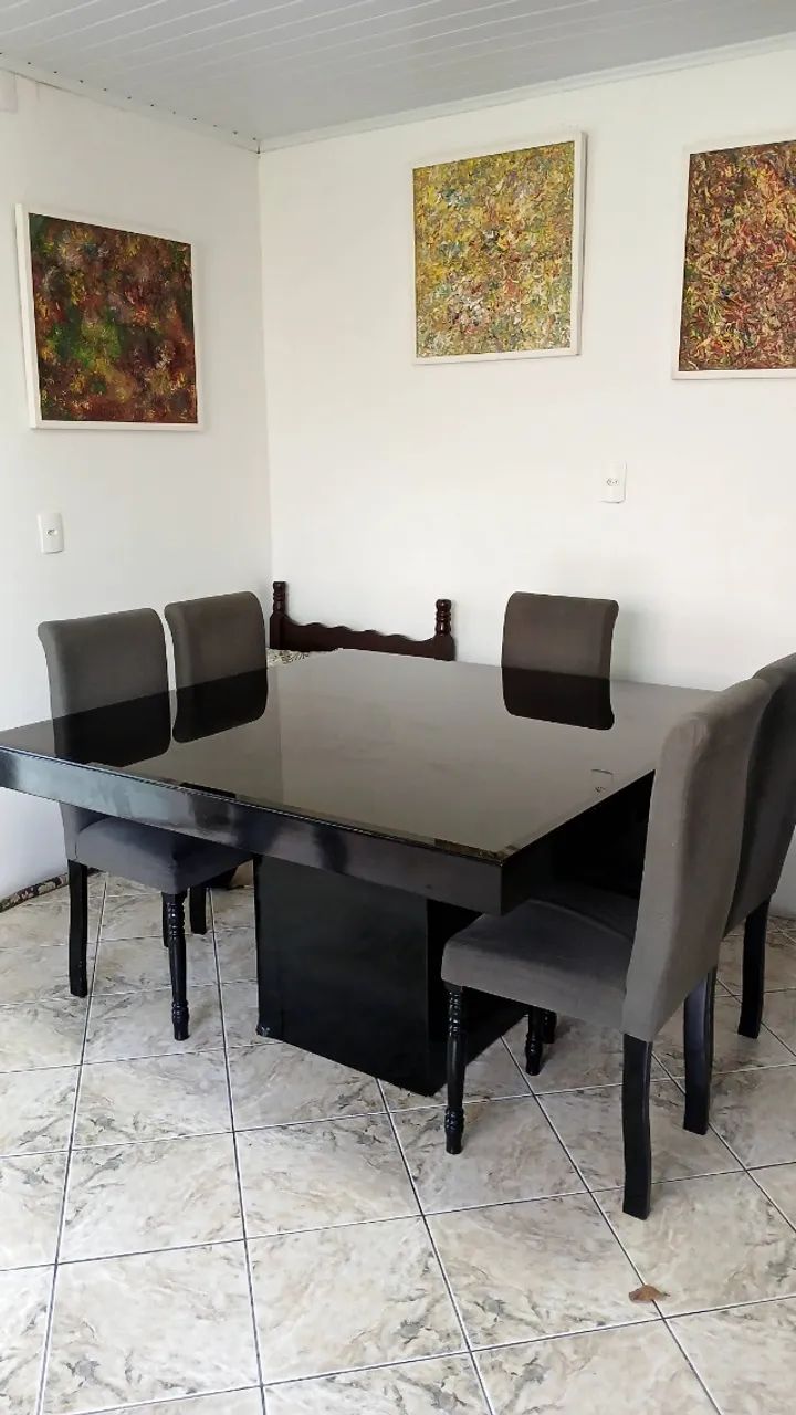 Mesa de madeira com tampo de vidro 1,4m x 1,4m  - Foto 3