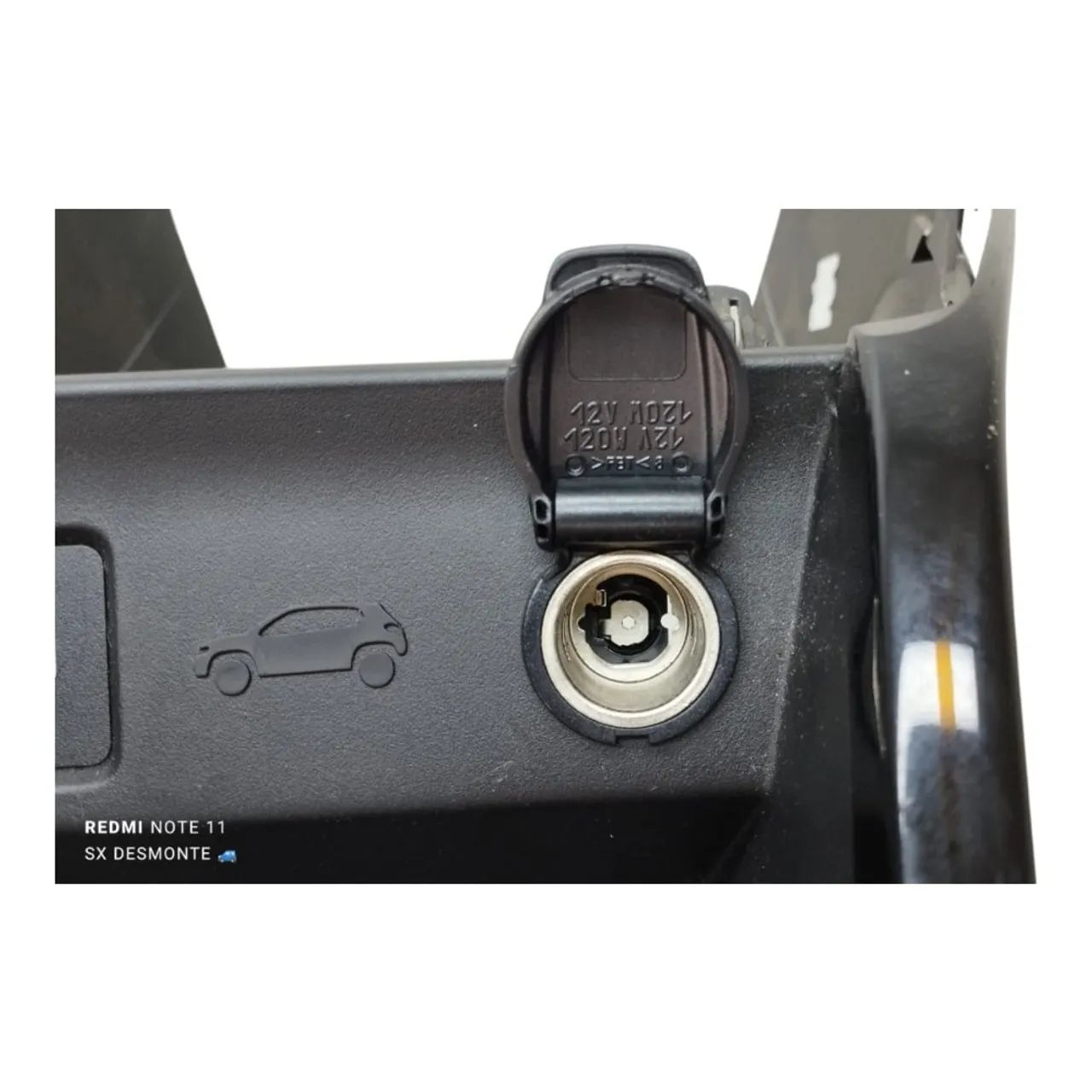 Console central kwid 1.0 2023 - Foto 5
