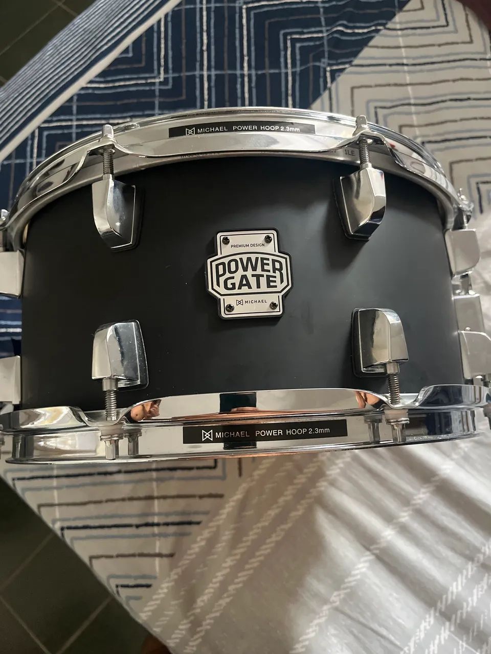 Caixa power gate