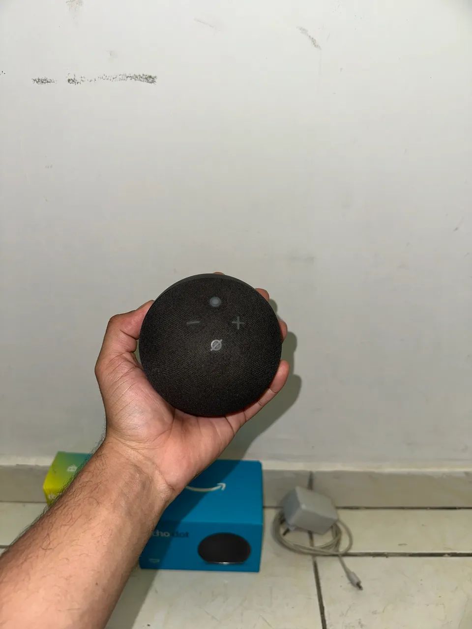 Alexa Echo Dot 4ª Geração e Luz Inteligente  - Foto 2