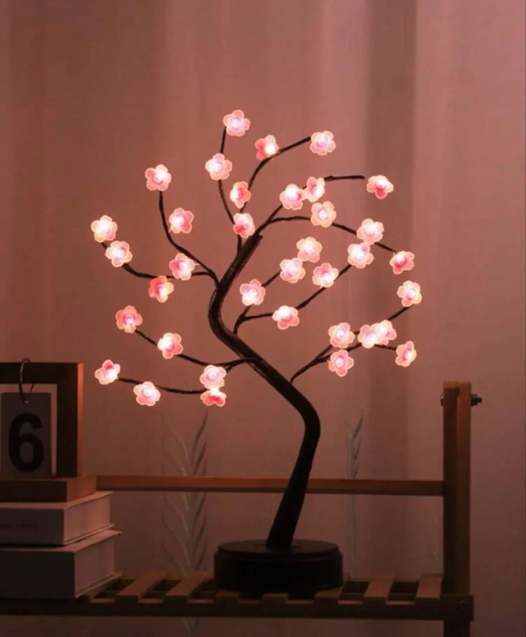 Luminária de Mesa / Abajur - Flor de Cerejeira / Importada /  LED - USB ou Pilha 