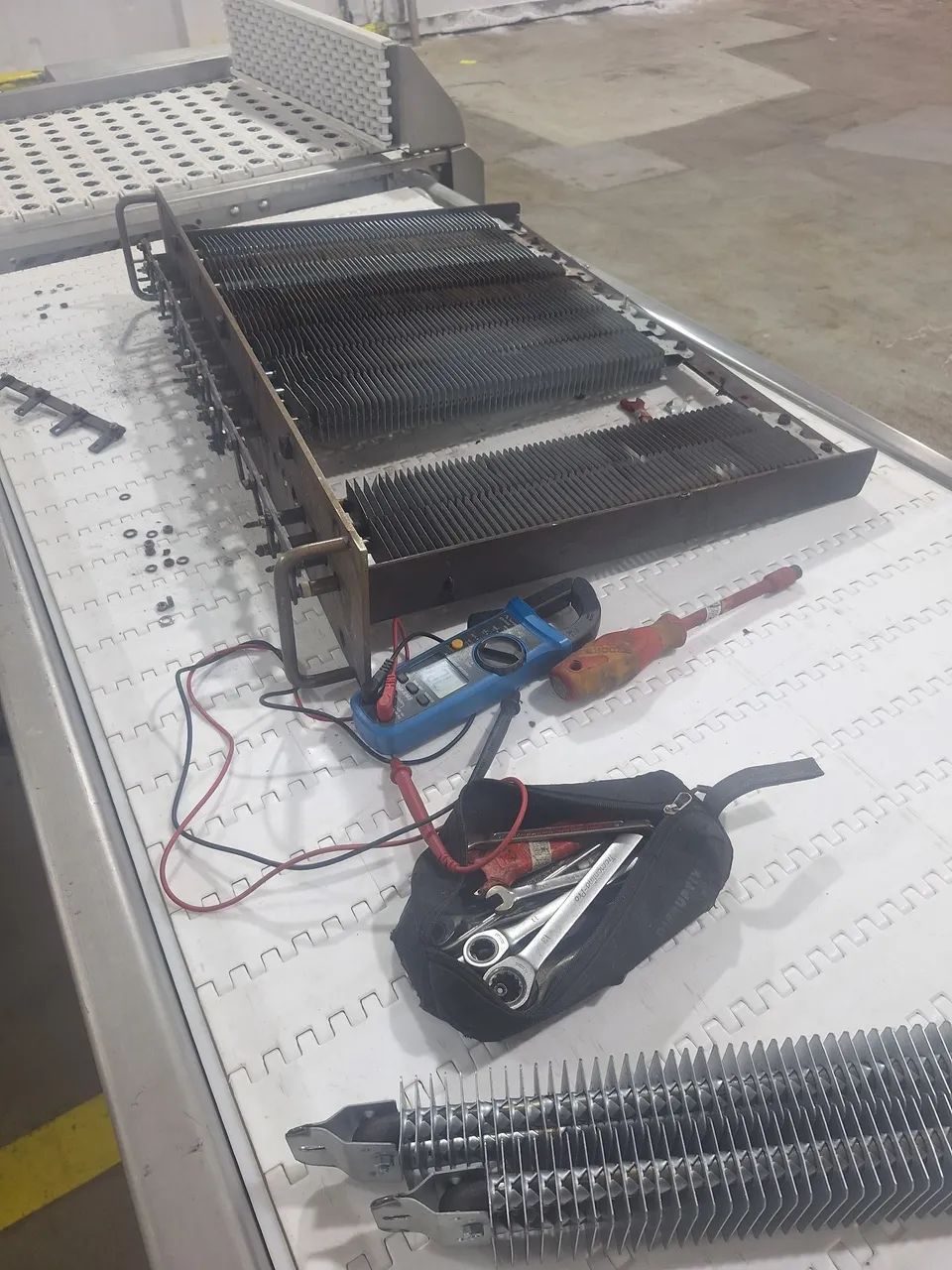 Serviço elétricos residencias e industriais - Foto 4