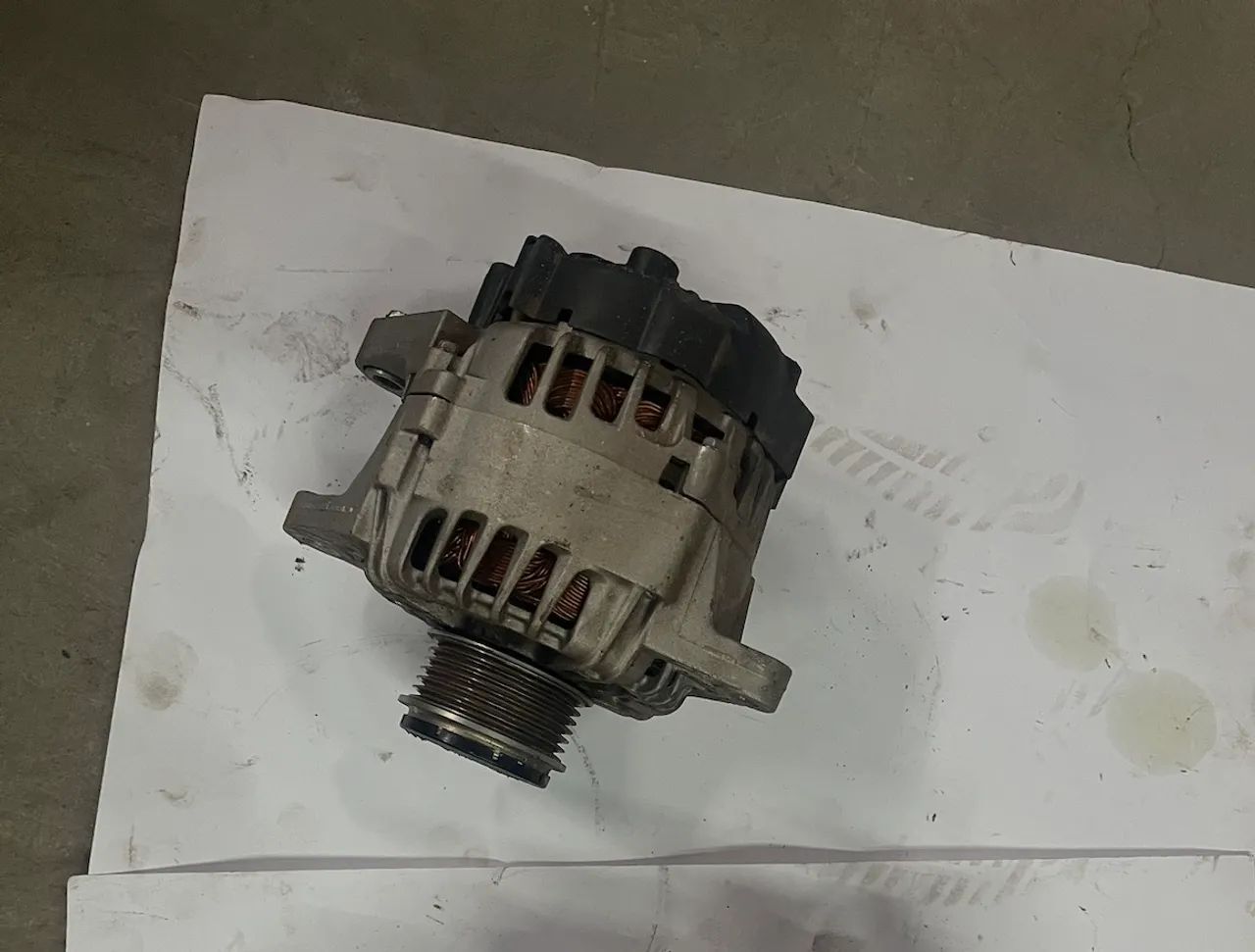 Vendo alternador do Creta 2019 novo  - Foto 2
