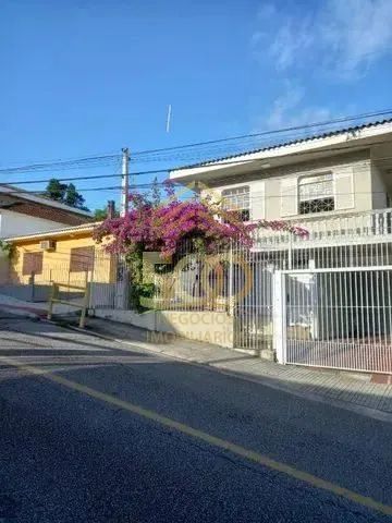 Residencial  Casa - Venda - 190,00 (M²) de Área Total - 191,00 (M²) de Área Privativa - R$