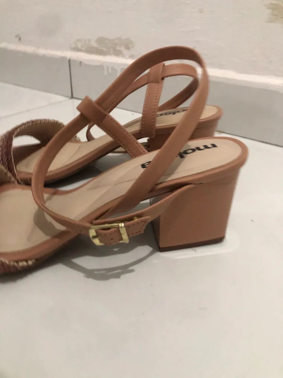 vende-se sandália moleca - Foto 4