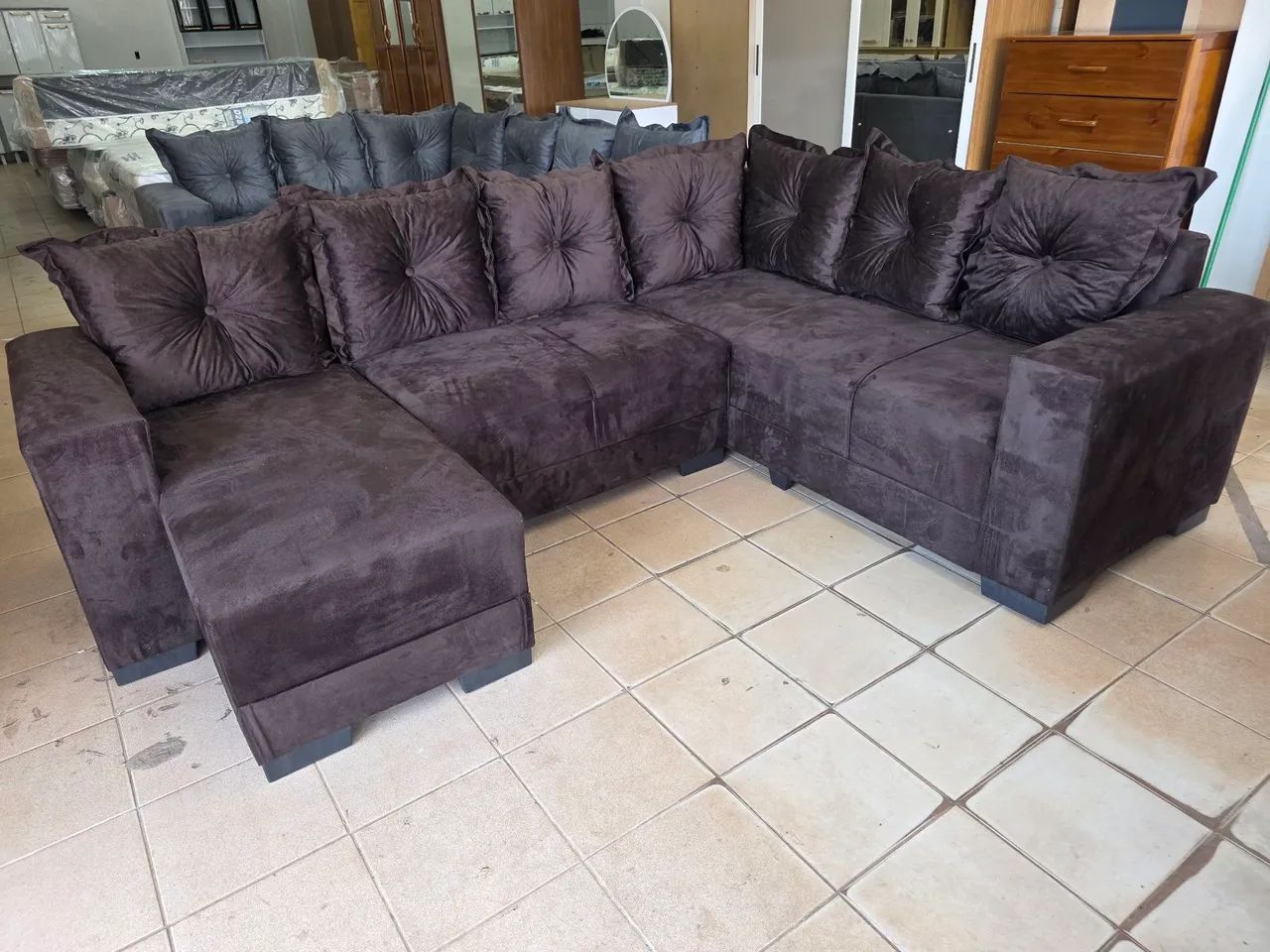 Sofa de canto com chaise novo  - Foto 3
