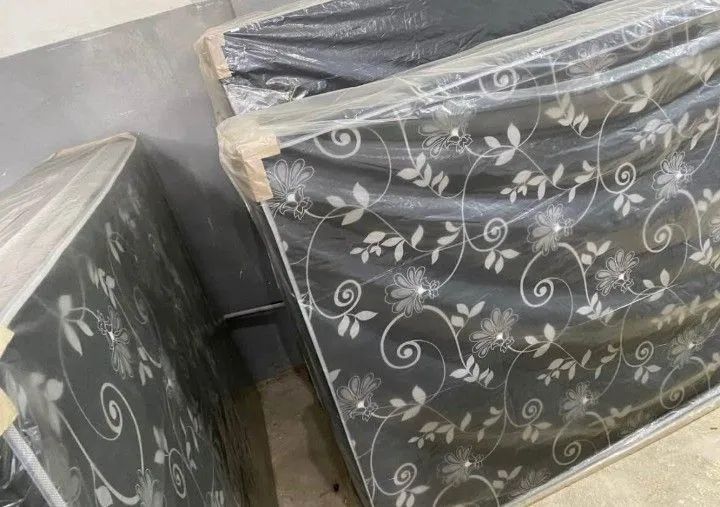 CAMAS BOX CASAL CONJUGADA NOVAS E EMBALADAS!!!