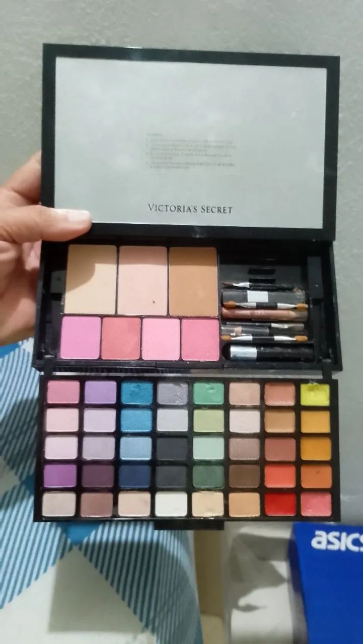 Estojo de maquiagem da Victoria Secrets  - Foto 2