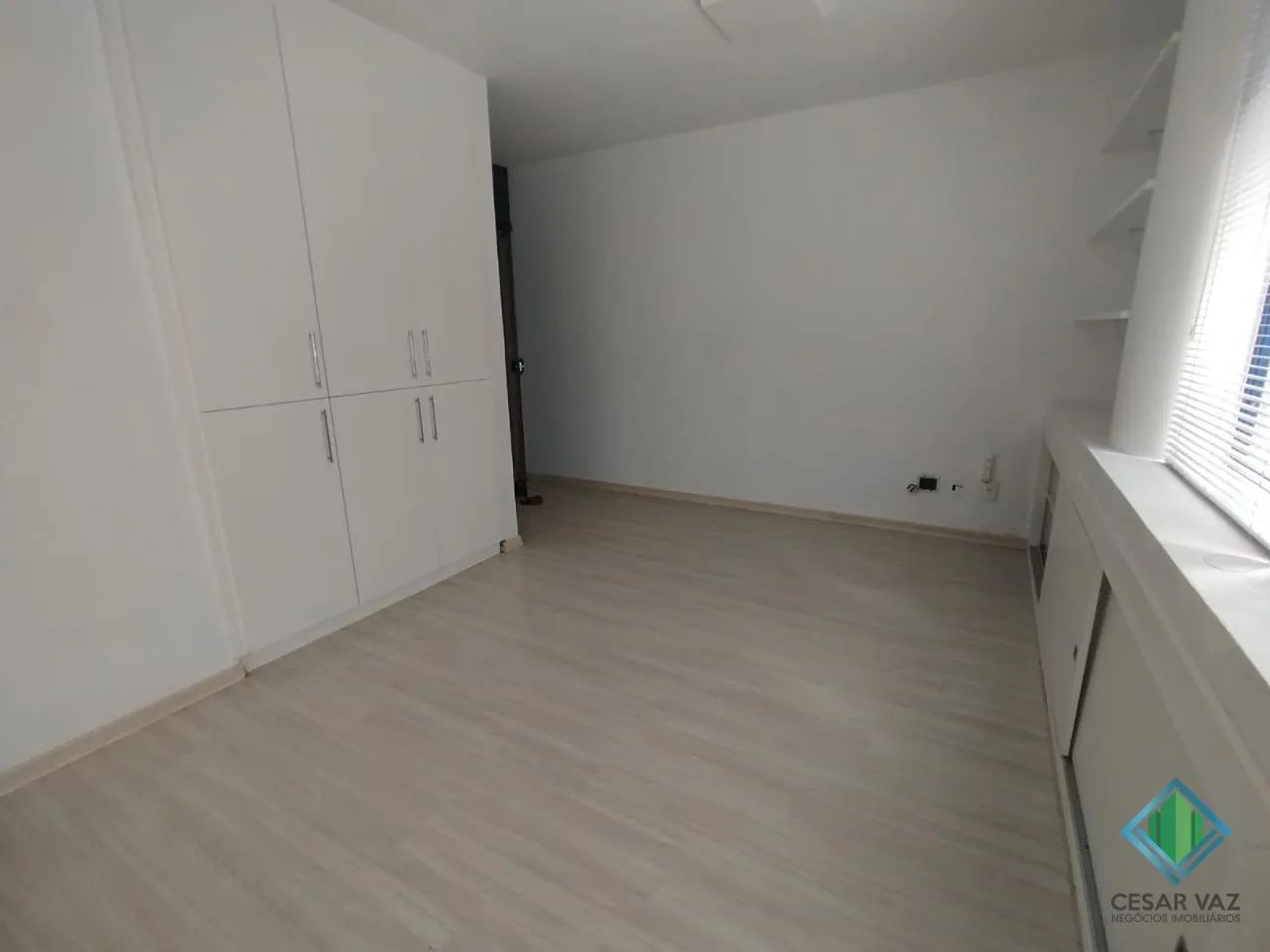 Sala comercial para venda no Centro de Florianópolis. - Foto 3