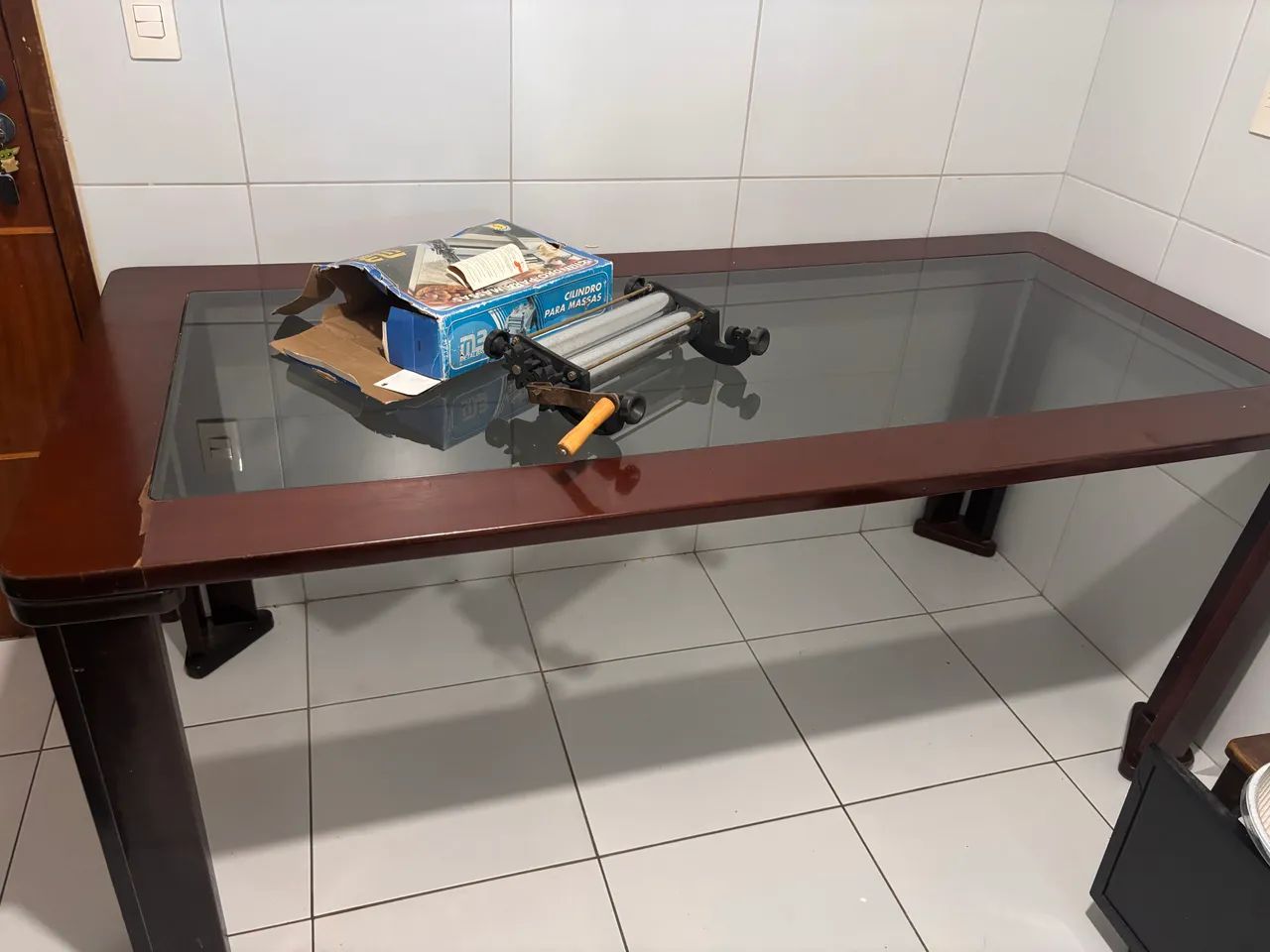 Mesa jantar para 6 cadeiras - madeira maciça  - Foto 2