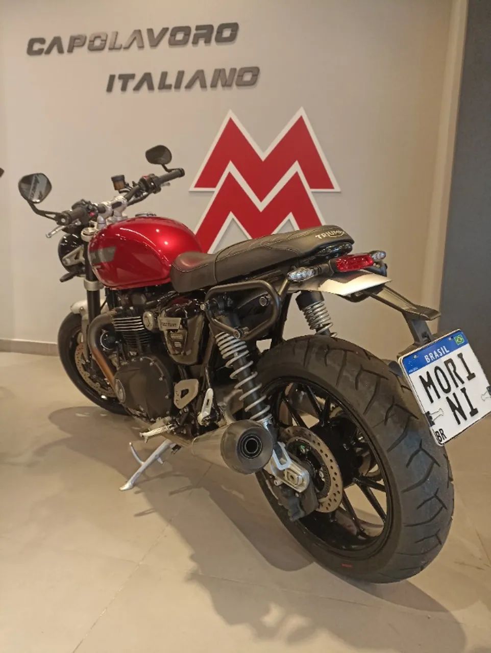 Triumph SpeedTwin 1200 2022 - Foto 2