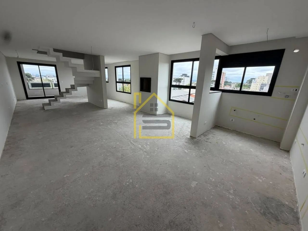 Cobertura duplex no Centro de Pinhais com 182m - Foto 3