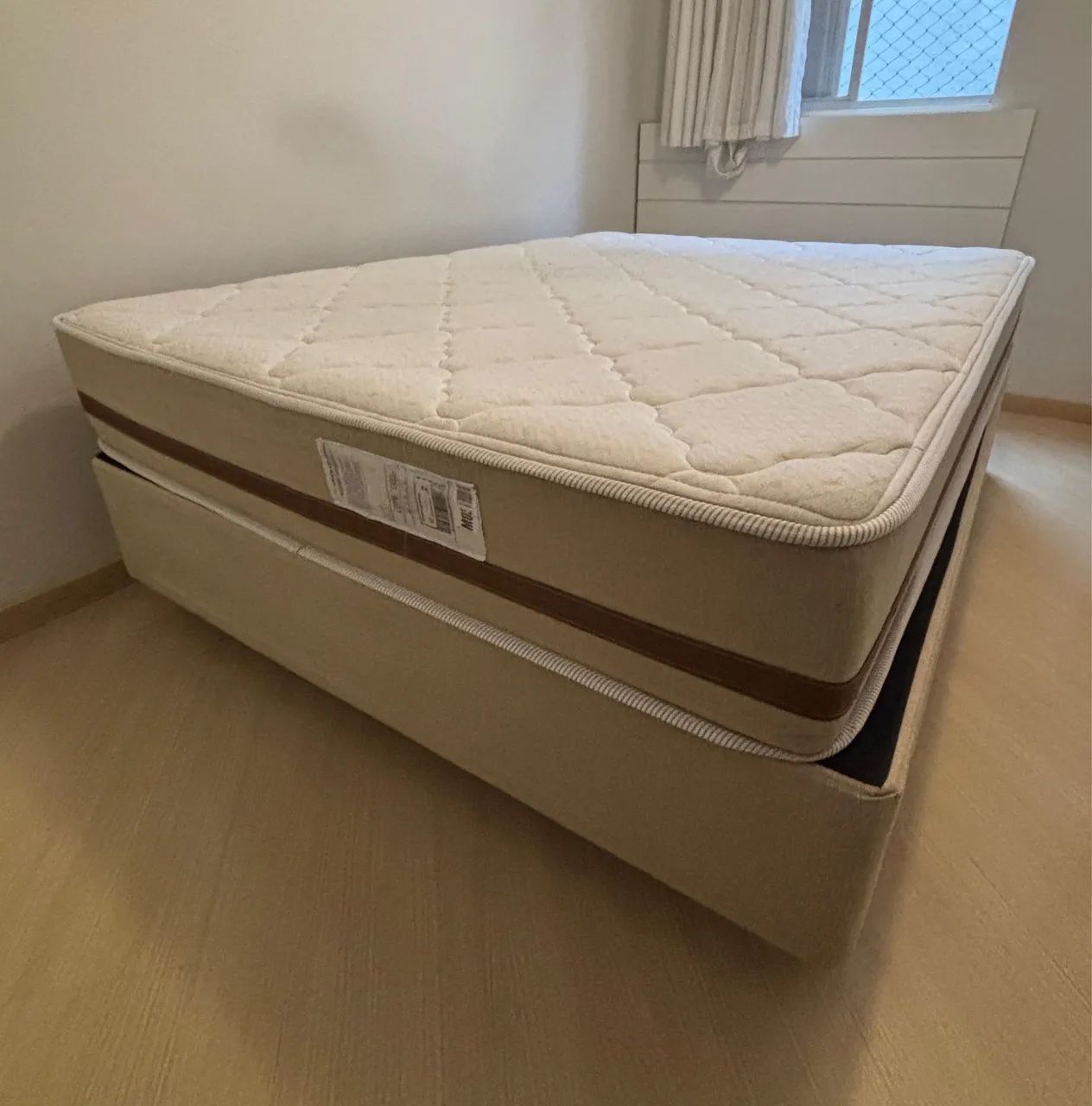 Cama casal box