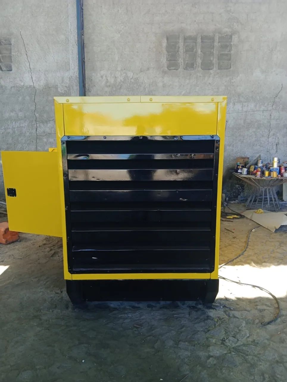 Gerador 180 kVA cabinado - Foto 2