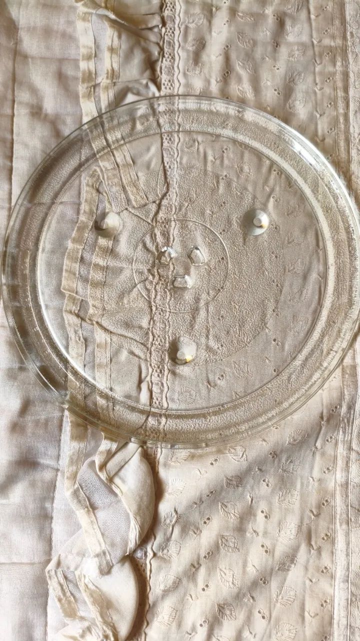 Prato de microondas 31,5cm - Foto 4