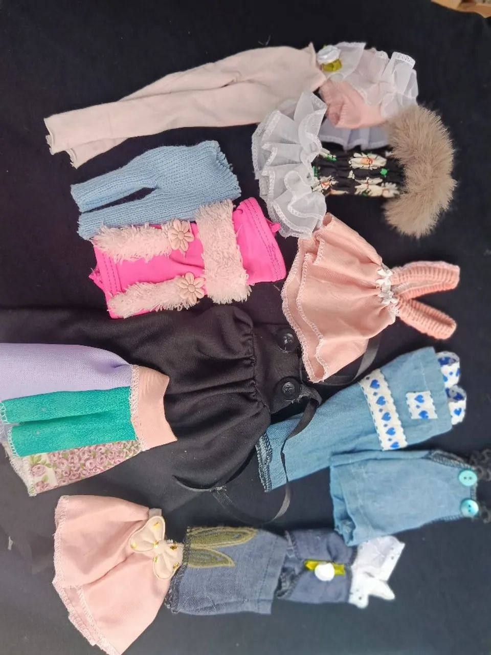 Lote de Roupas pra Barbie 2 - Foto 2