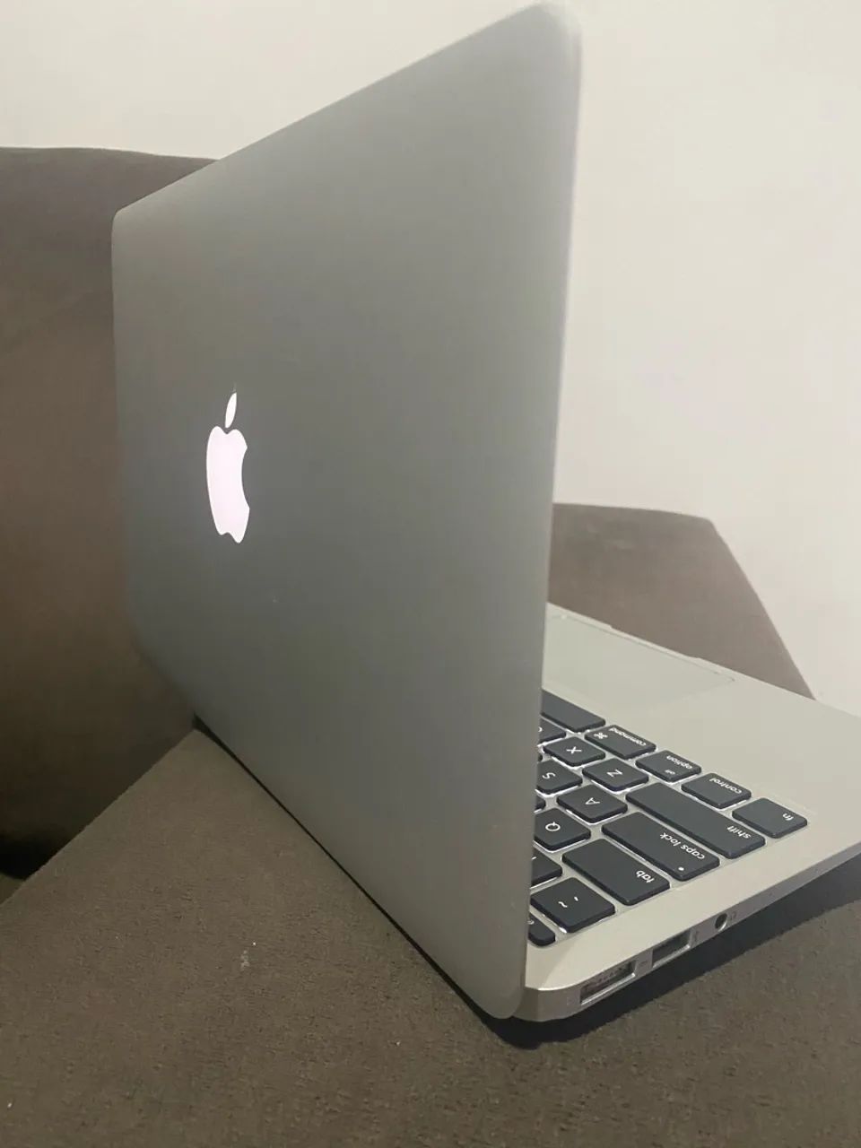MacBook Air 2017 13 polegadas - Foto 3
