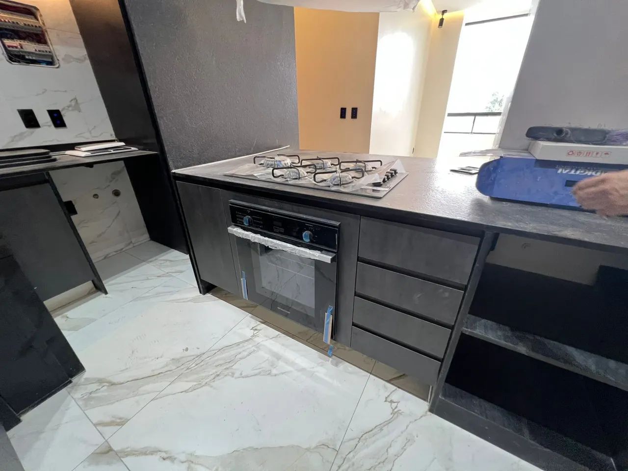 Alugo apartamento