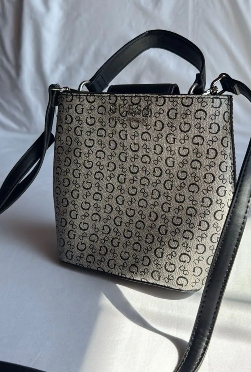 Bolsa Guess original transpassada  - Foto 2