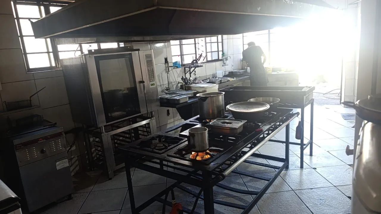 Fundo de loja restaurante completo 