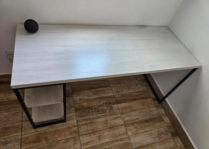 Escrivaninha 1,50m