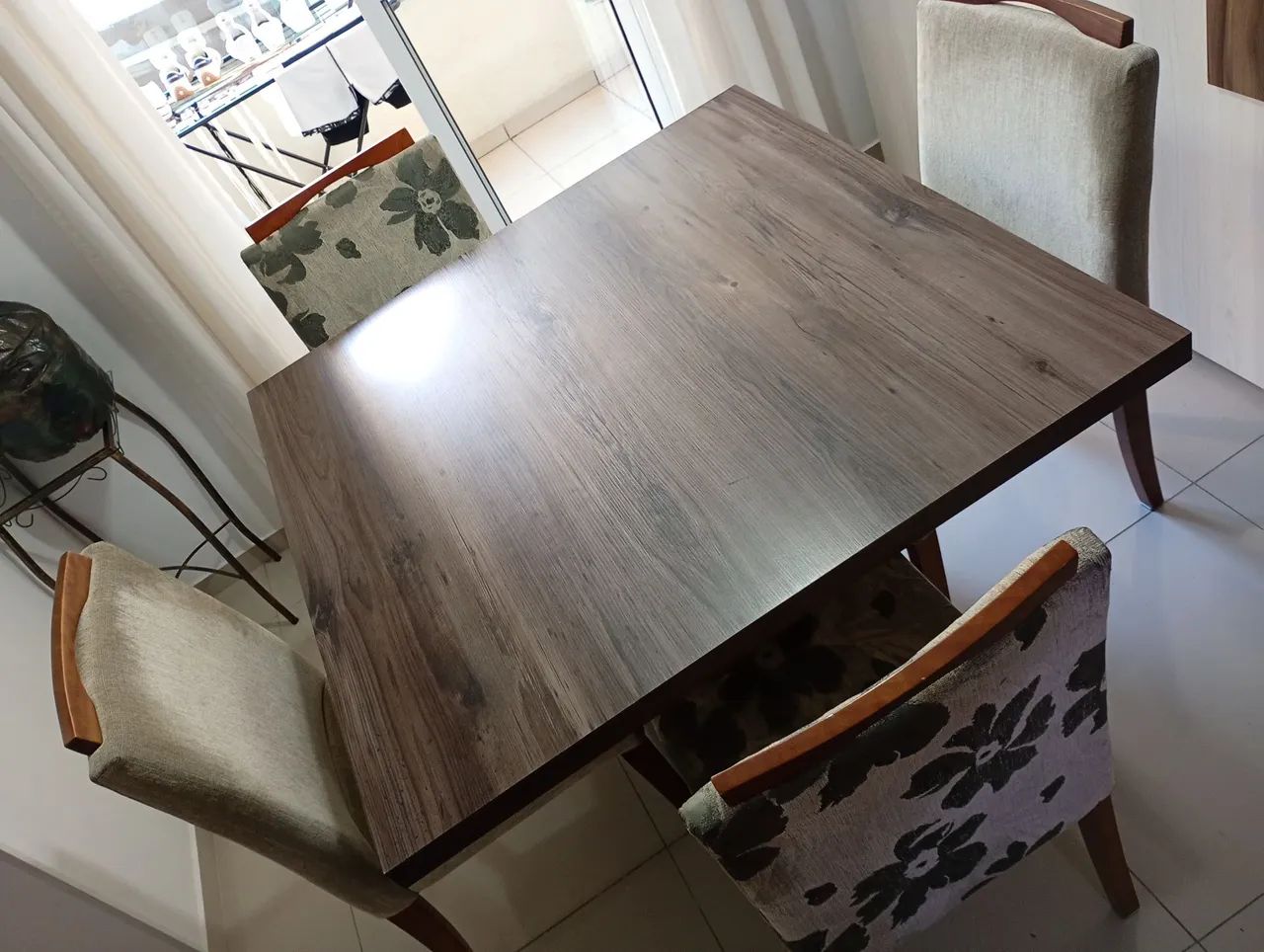 Dining Table and Sideboard64985889793665122