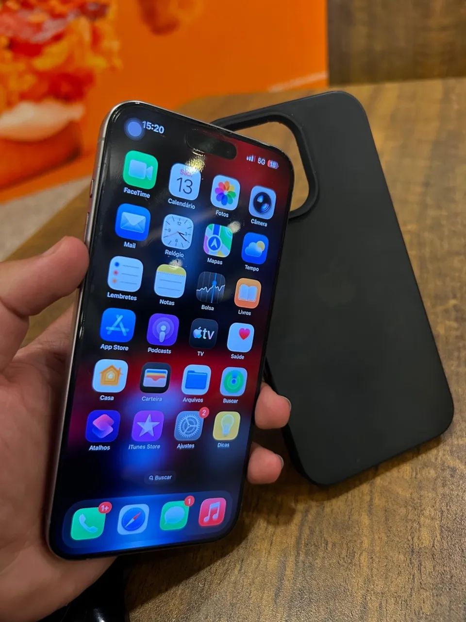 iPhone 15 Pro Max 256GB Titanium Natural Na Caixa - Foto 4
