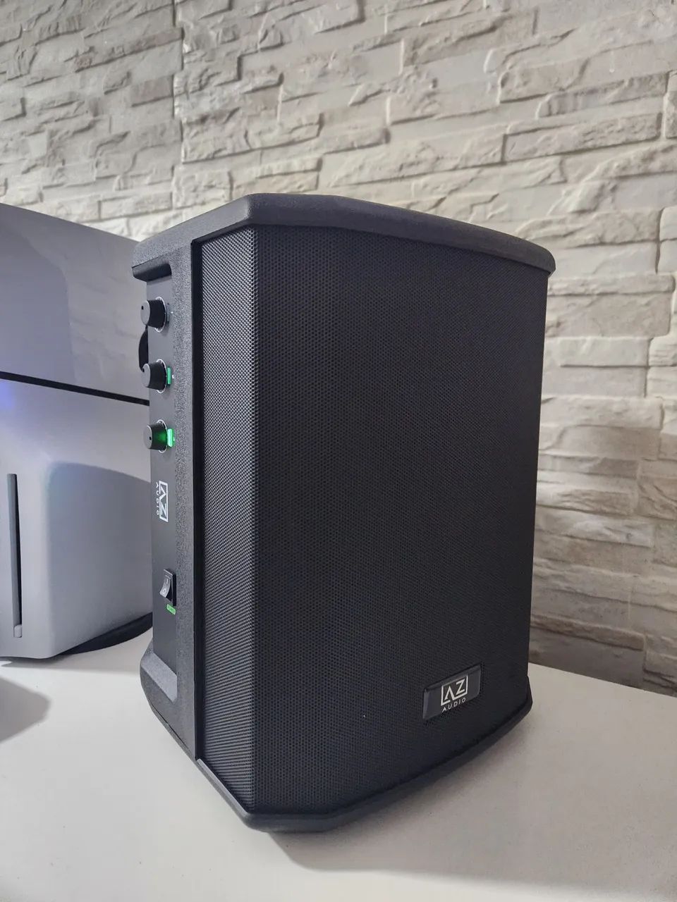 Caixa Ativa - Az Audio Z1 Compact PRO - Equipamentos e Acessórios