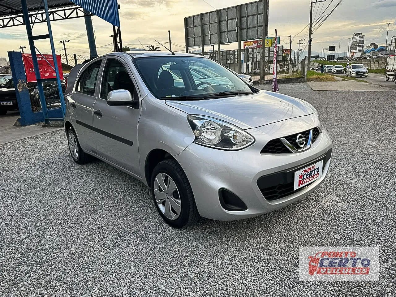 Nissan March S 1.0 12V Flex 5P 2016 - Foto 3