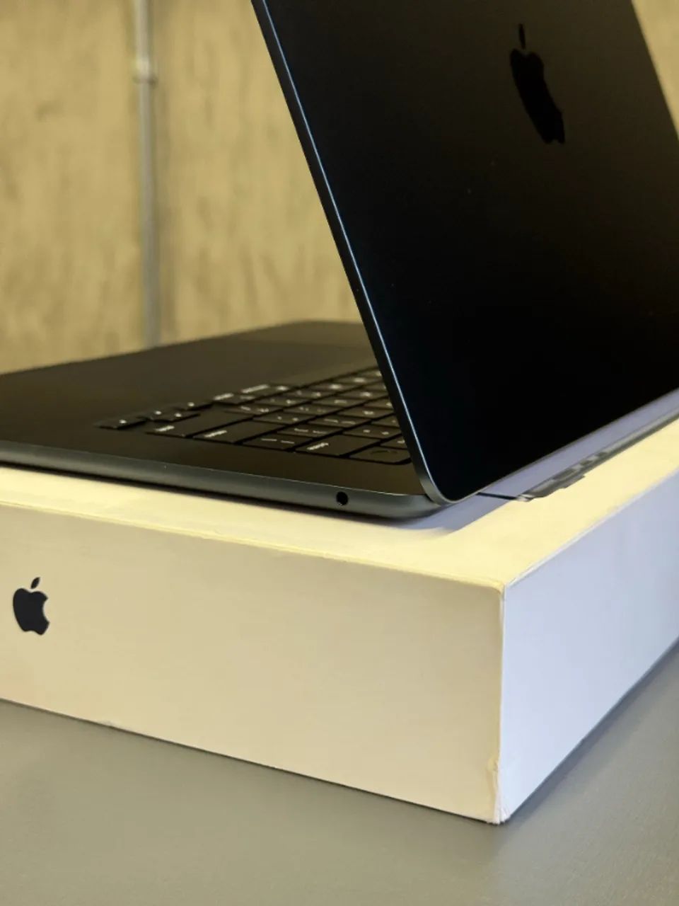 MacBook Air M2 15" 256gb 8gb Meia Noite - Foto 3