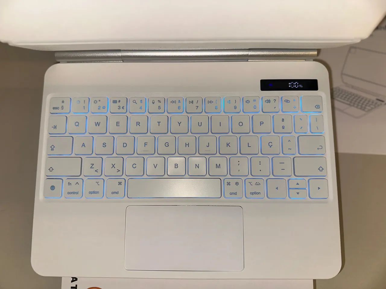 Capinha para iPad nunca usada ( não coube no meu ?) - Foto 3