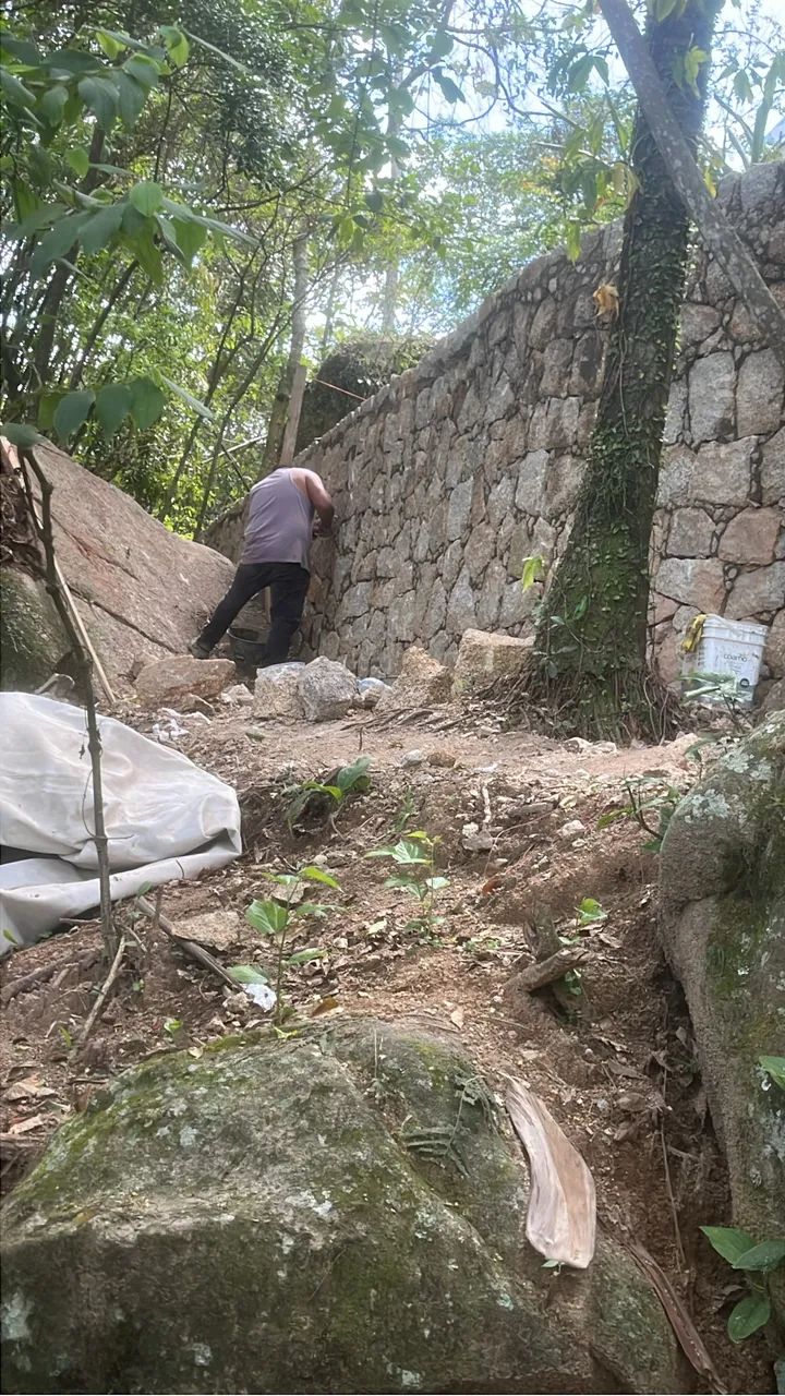 Muros de pedra e detonação  - Foto 4