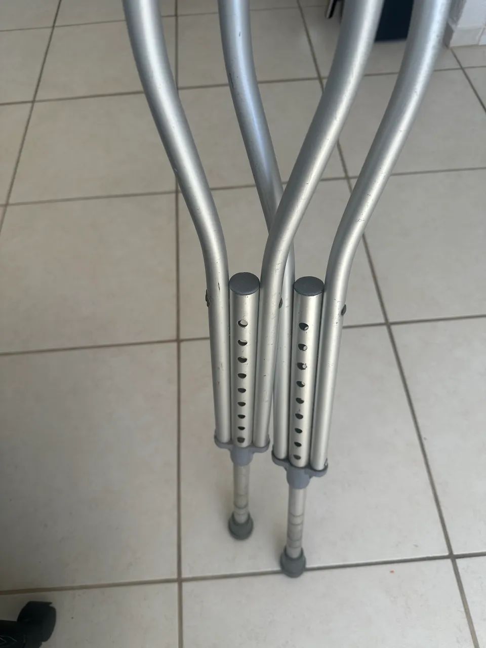 Muletas de alumínio - Foto 2