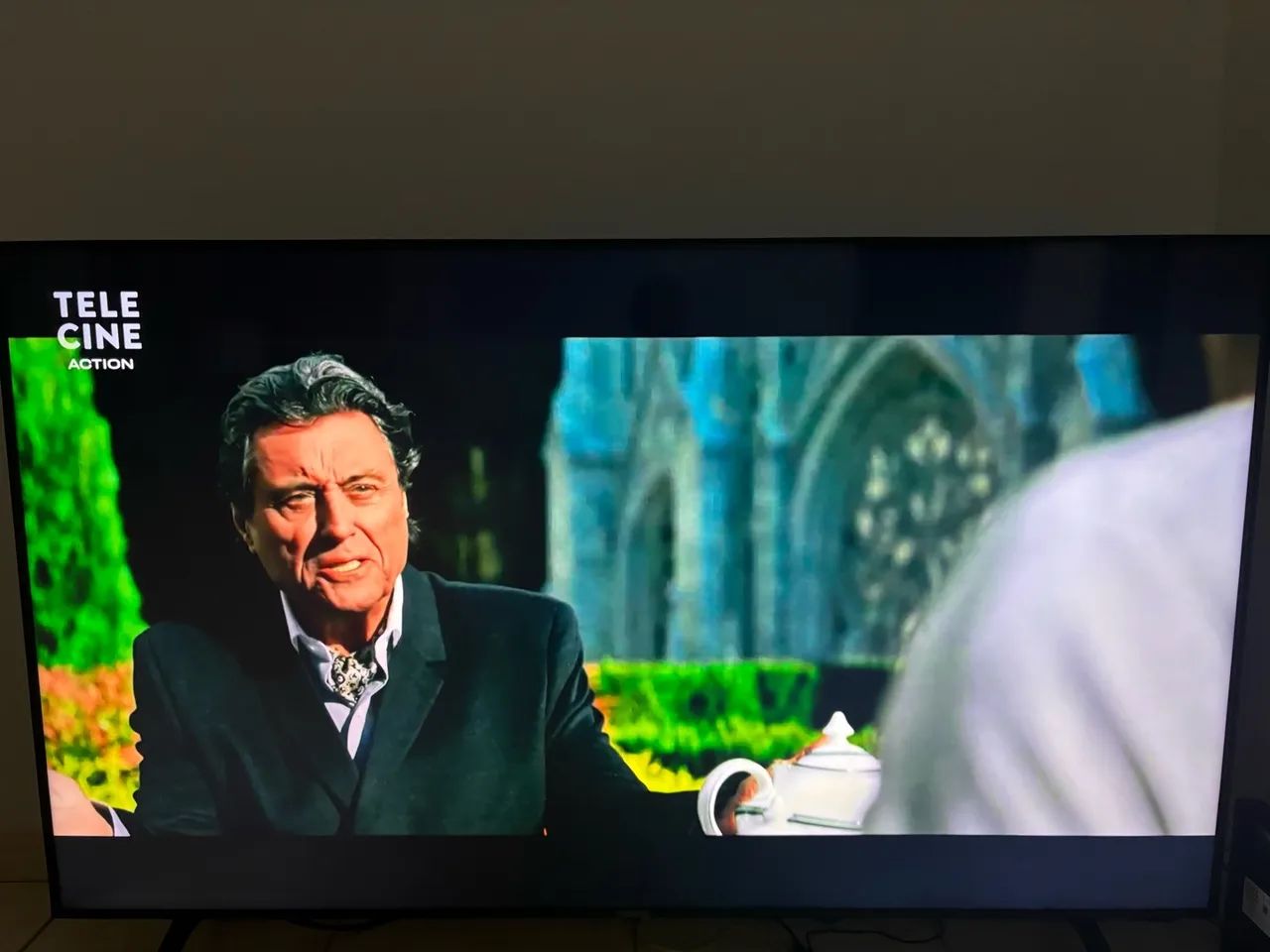 Televisor LG 75 polegadas 