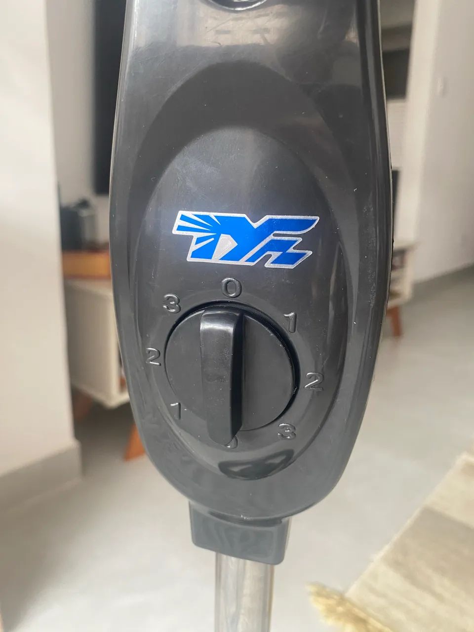 Ventilador de Coluna 220v - Foto 2