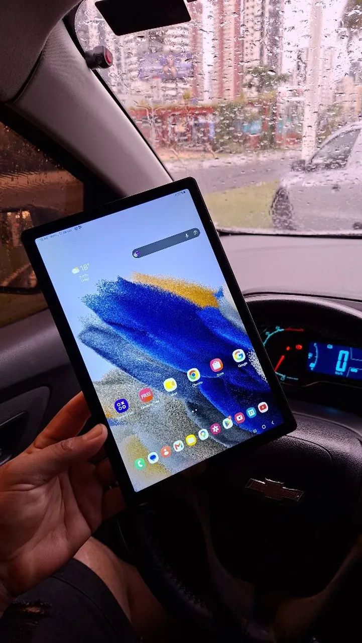 Tablet Samsung Tab A8 Tela 10.4 polegadas Pega chip 64Gigas aparelho TOP