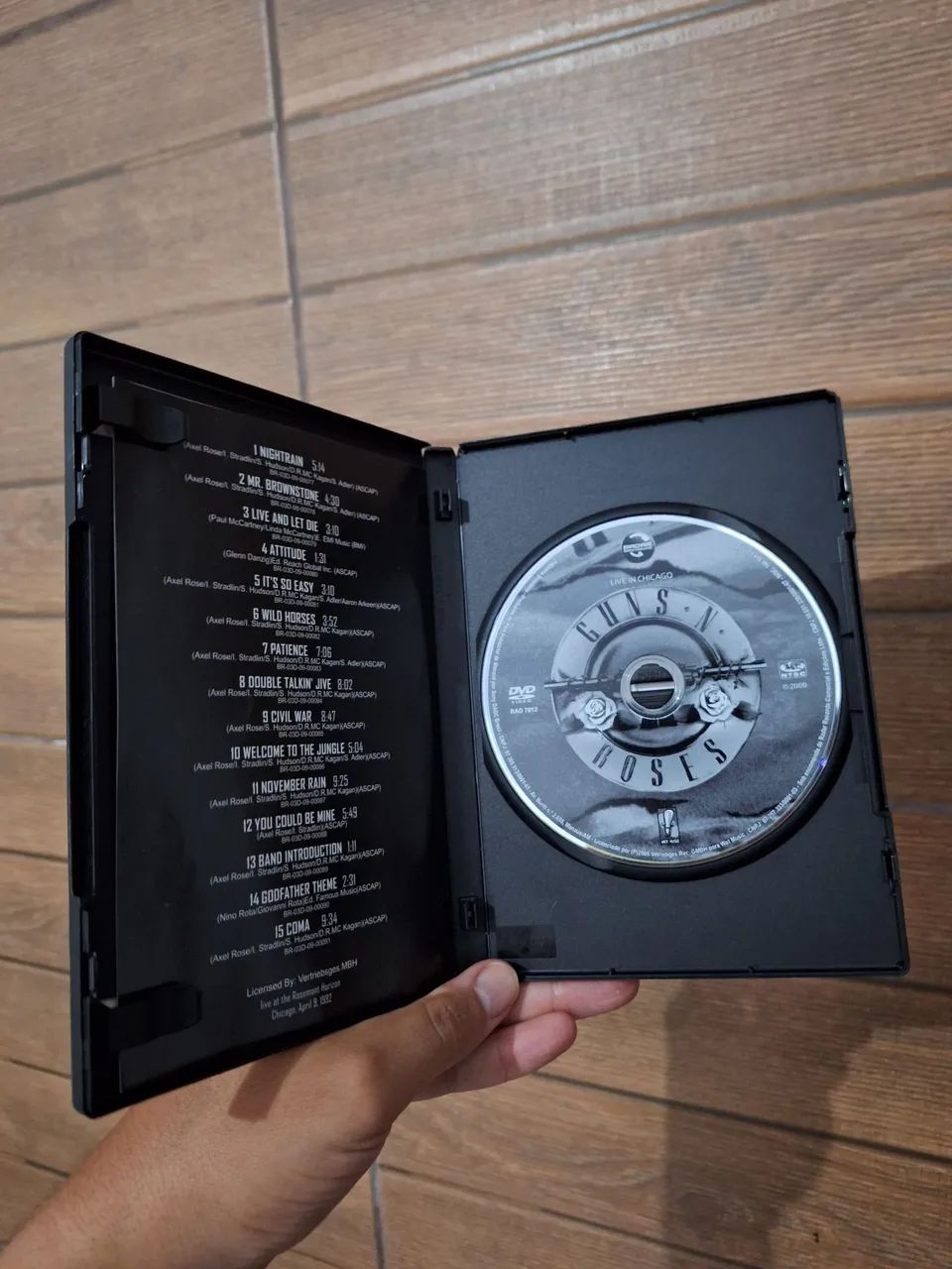 DVD GUNS N ROSES (RARIDADE) - Foto 3