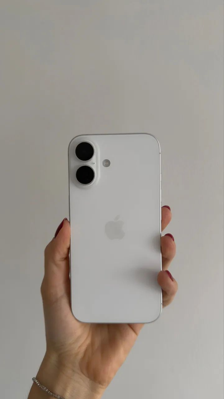 iPhone 16 128GB 