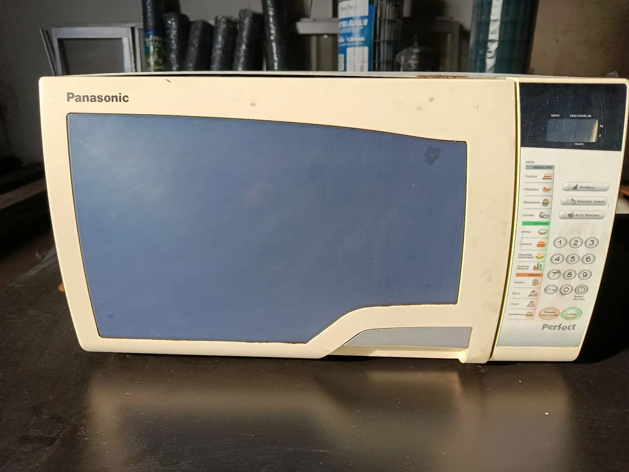 Microondas Panasonic branco - Foto 4