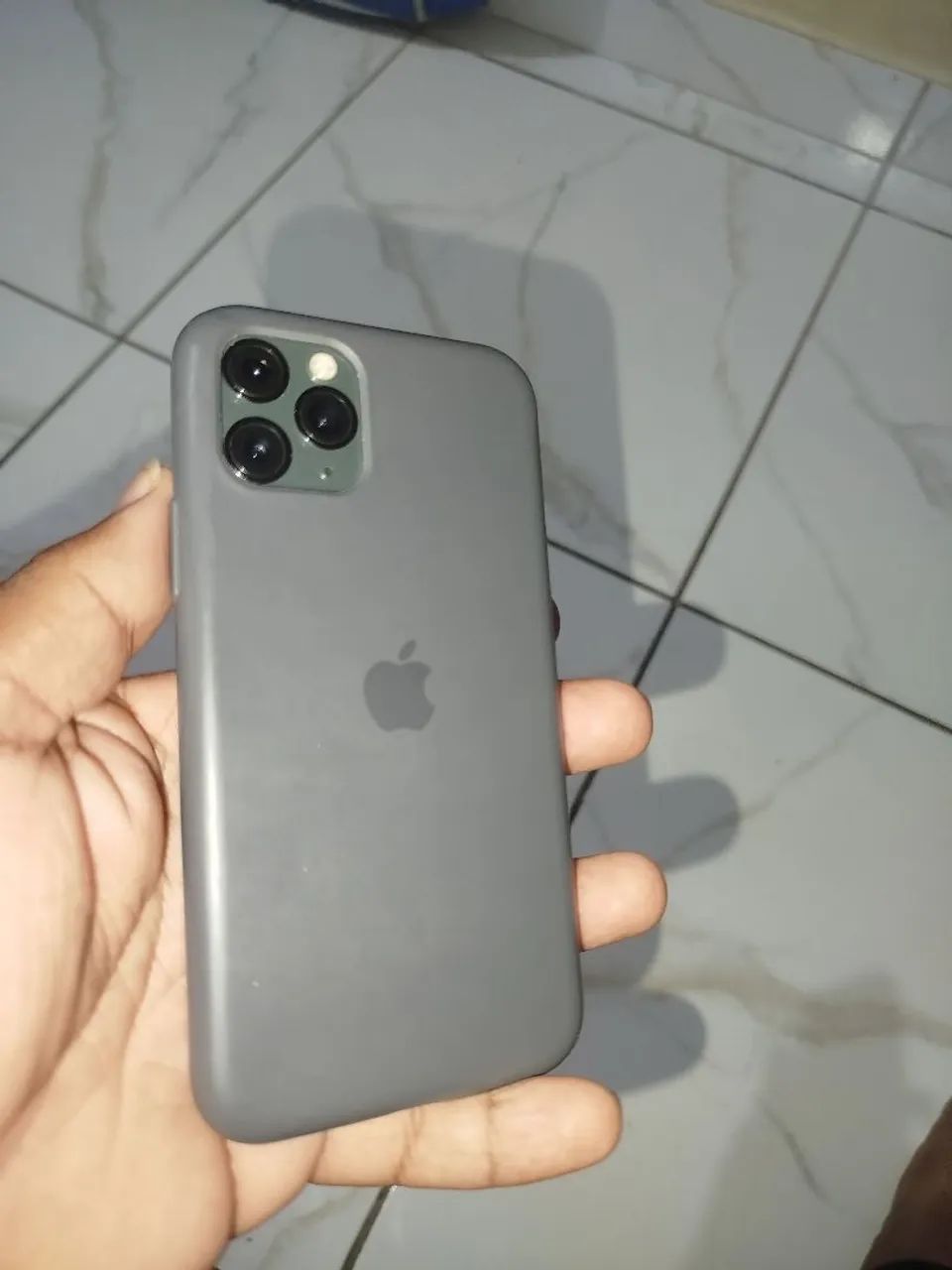 iPhone 11 pro 245GB - Foto 2
