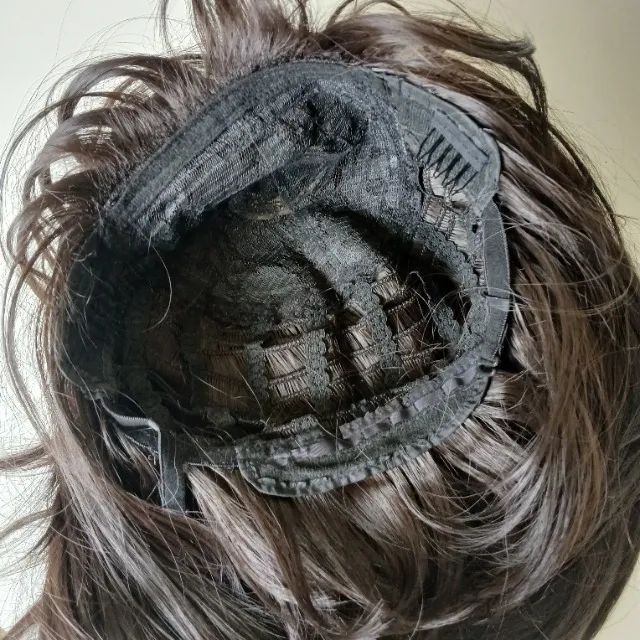 Peruca sintética cabelo castanho escuro com franja - Foto 5