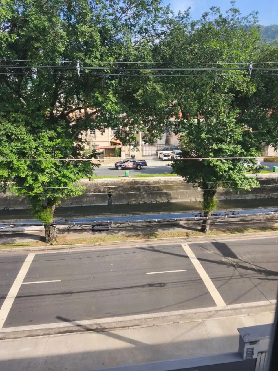 Vendo Apartamento com 03 dormitorios em Santos