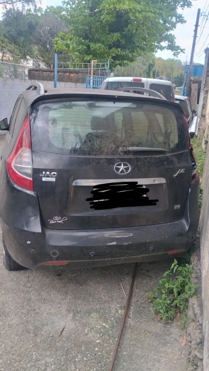 JAC J6 2.0 16V 5P Mec. 2012 - Foto 2