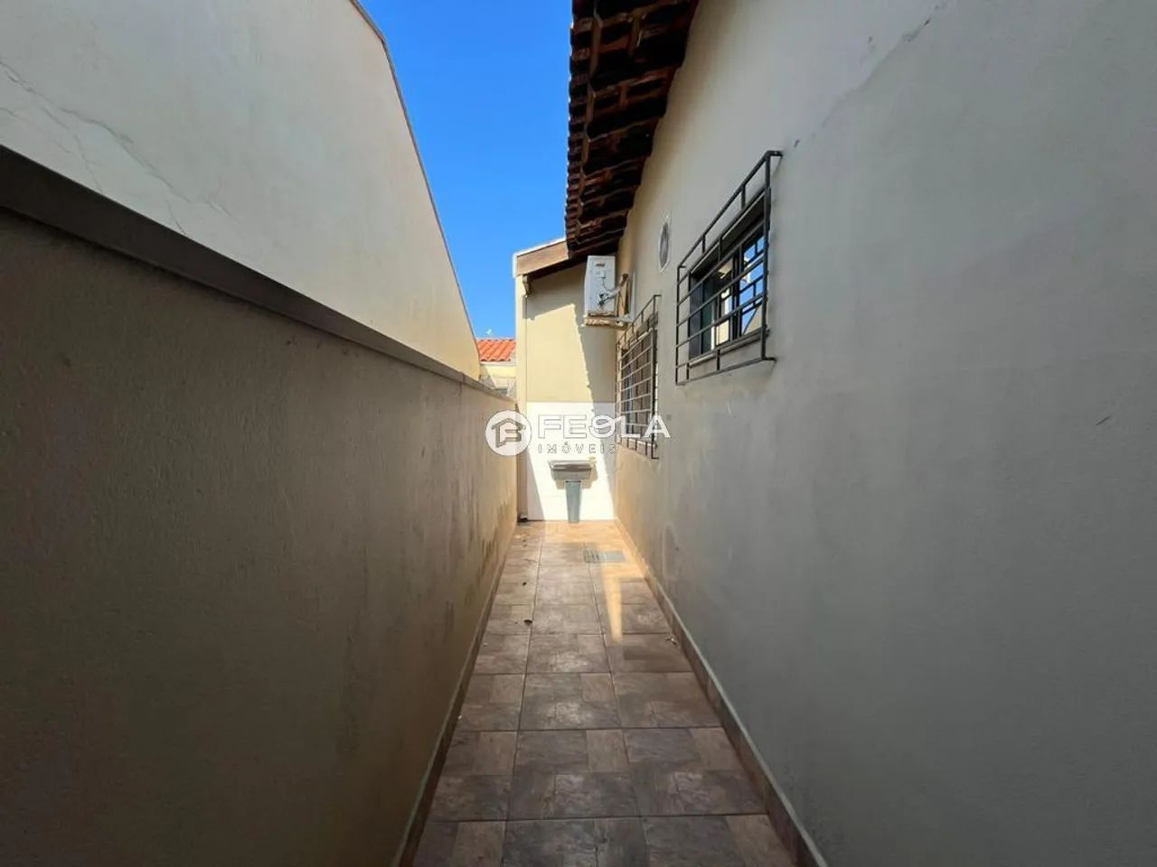 Casa para alugar em Santa Bárbara D'Oeste, Centro, com 2 quartos, com 78 m² - Foto 3