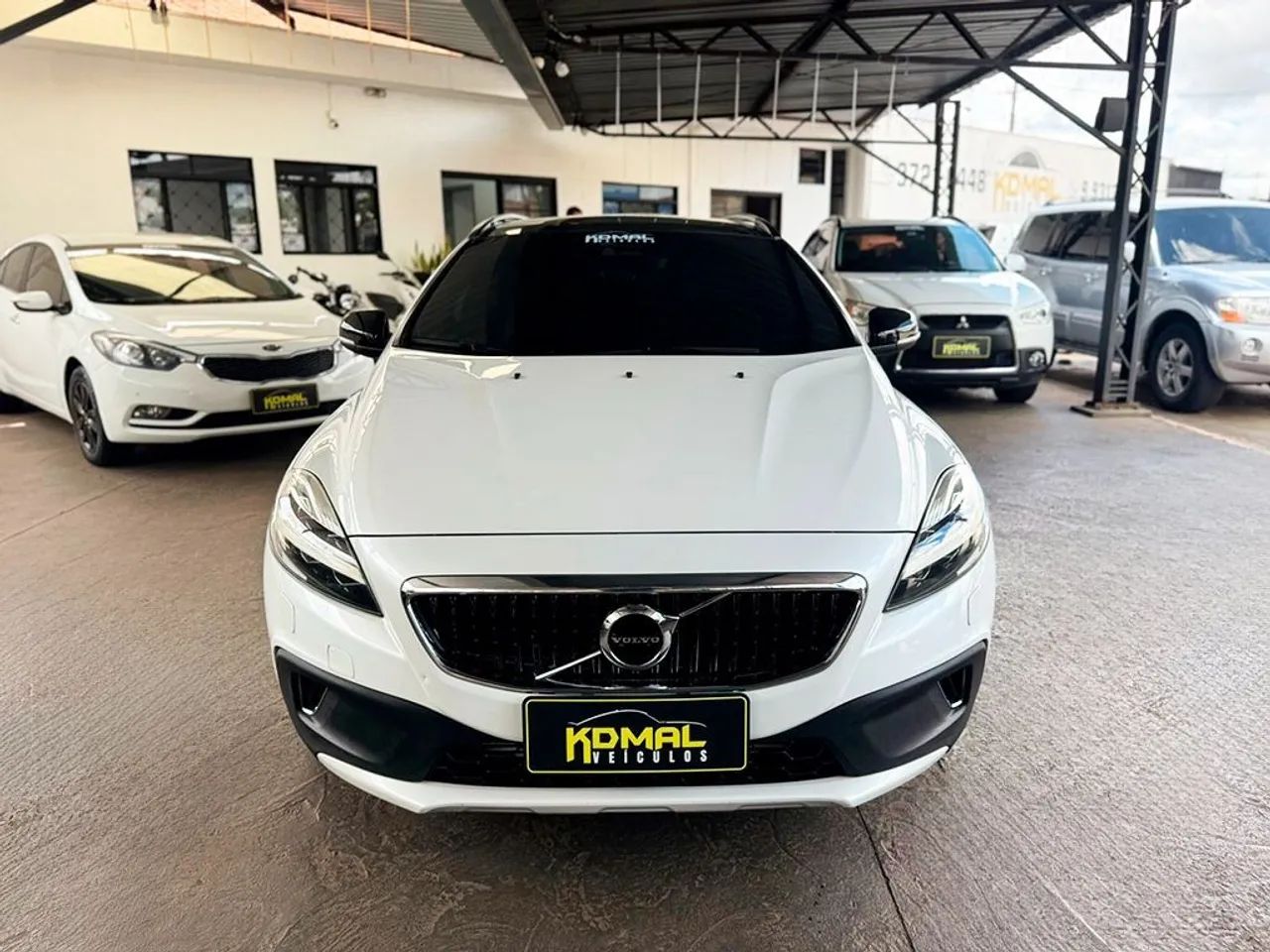 Volvo V40 2018