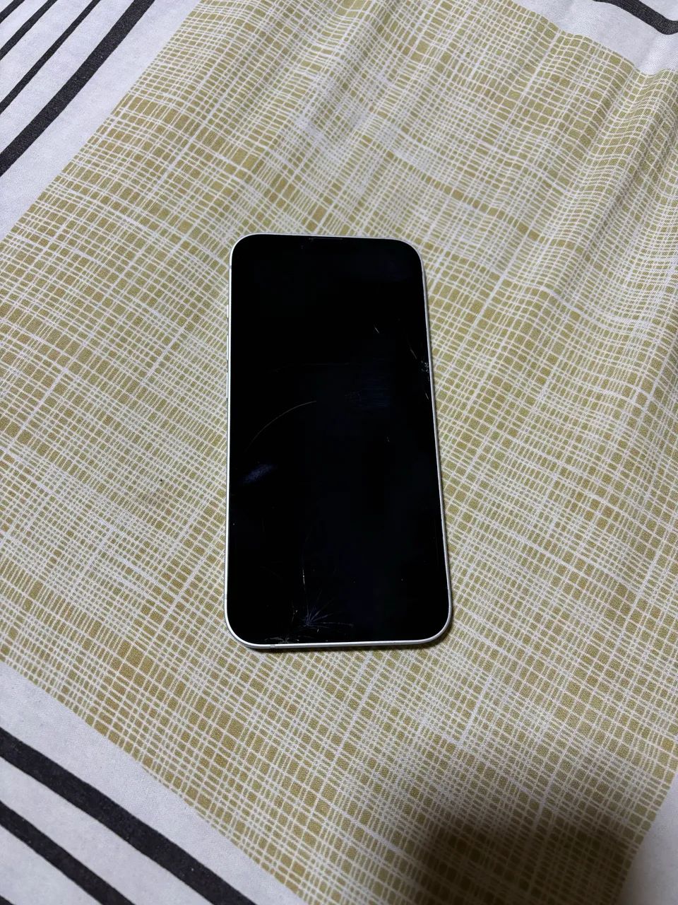 iPhone 16e  - Foto 3