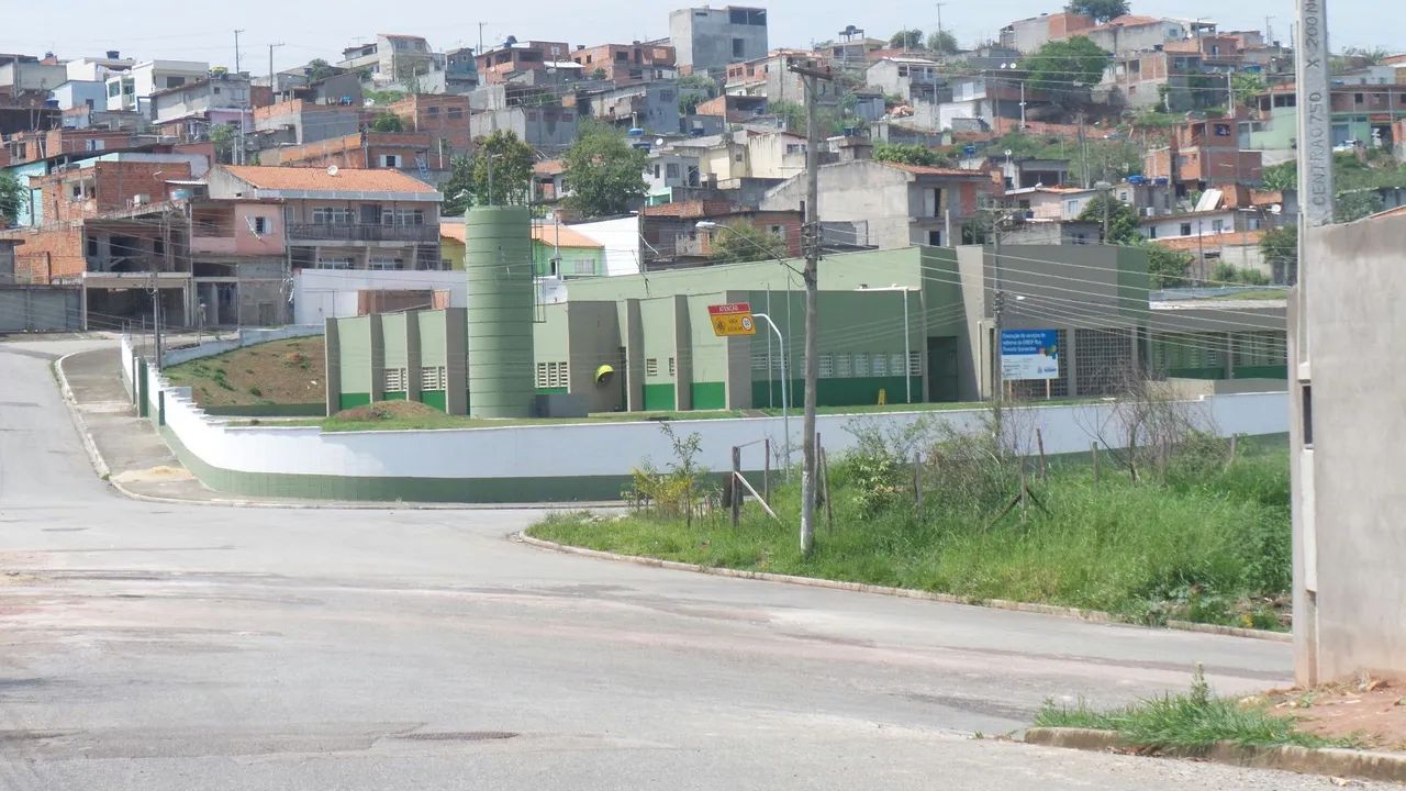 Terreno com construção  - Foto 4