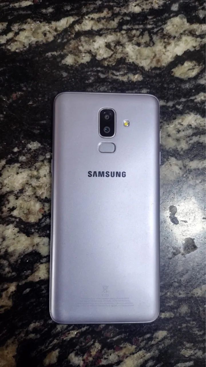 Celular Samsung Galaxy J8